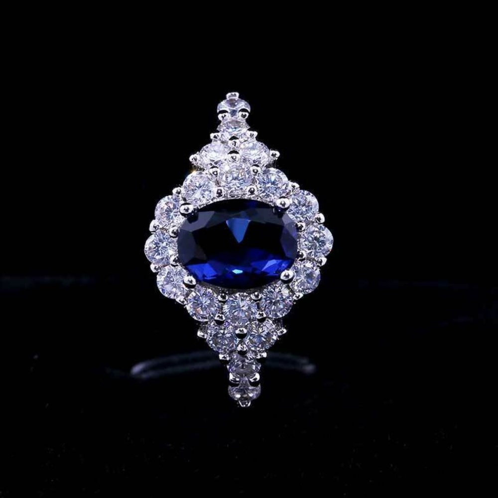 925 Silver Oval Cut Blue Sapphire Ring New - Picture 3 of 7